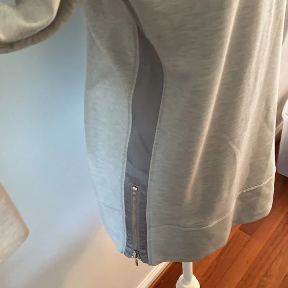 WHBM SOFT satin turtleneck tunic top small - Picture 3 of 10